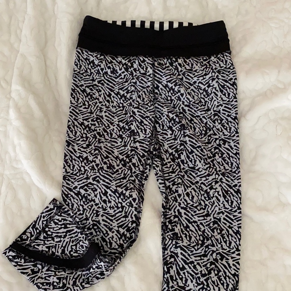 Lululemon Cropped Leggings Size 4